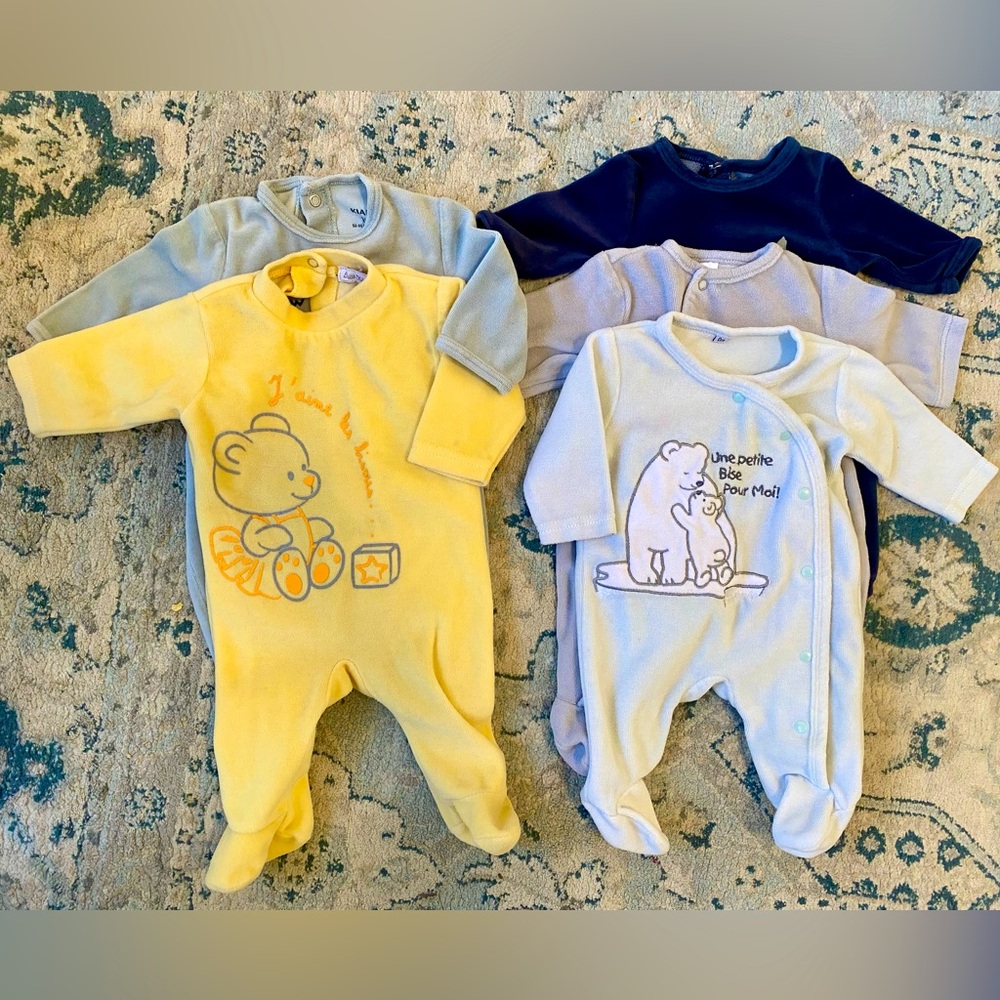 Lot of 8 Newborn Baby Fleece Pajamas